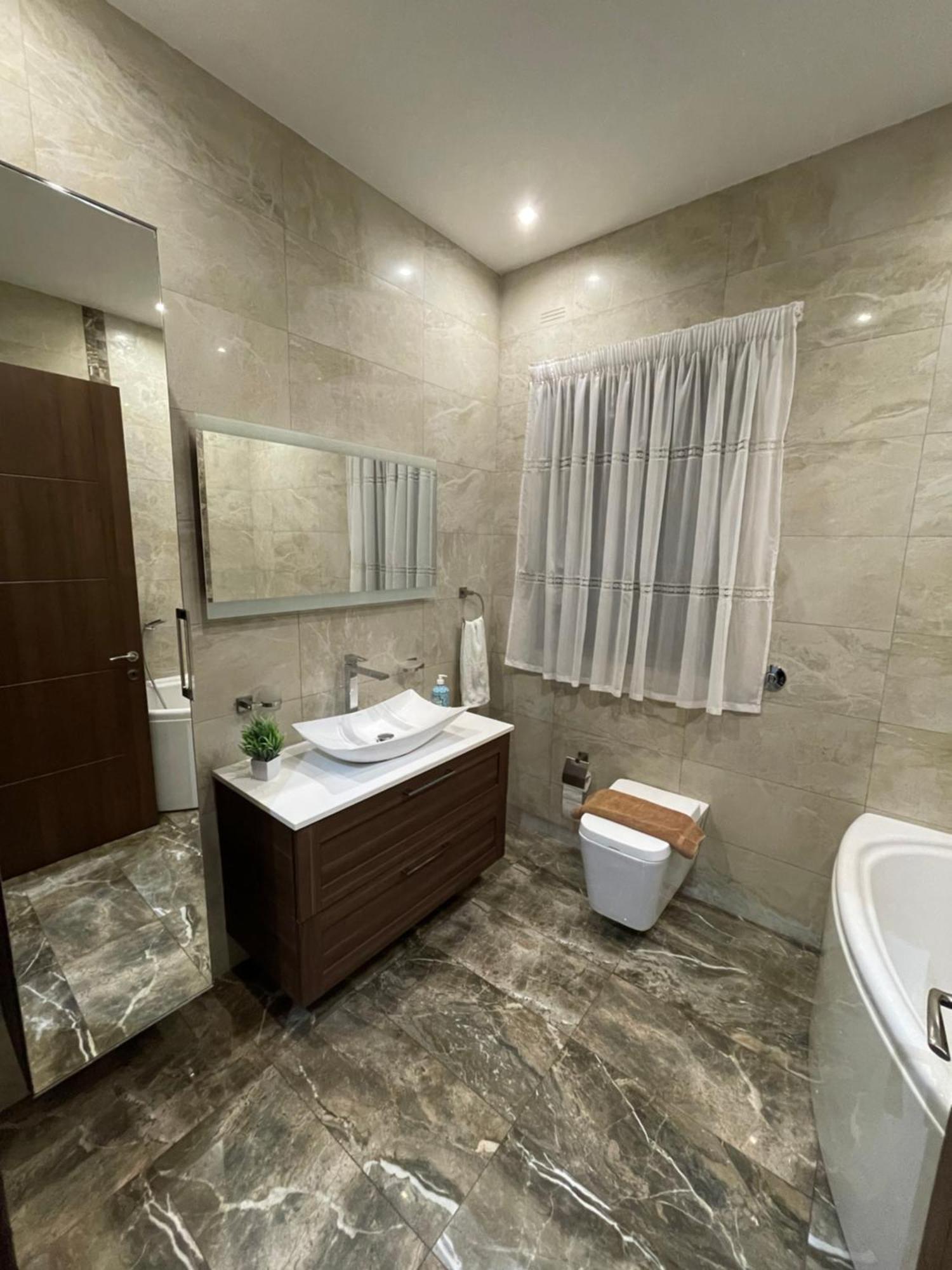 The Ivies Apartment Моста Екстериор снимка